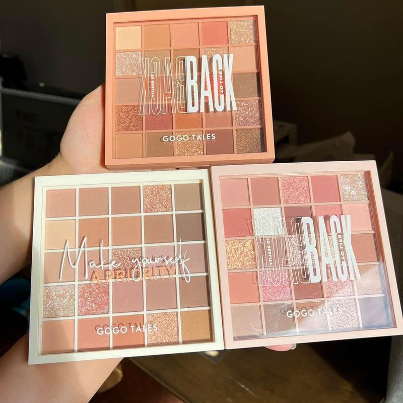 Bảng mắt Gogo tales 25 ô 4 tông mầu