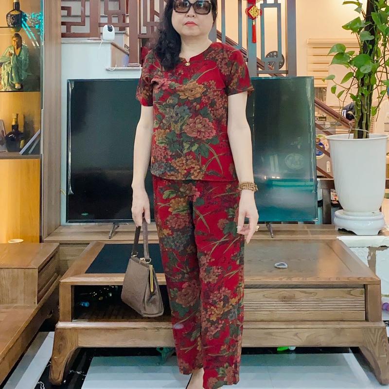 (Xưởng trung niên68) Bộ Lụa ManGo cổ V ( quần dài+tay cộc) hoạ tiết hoa lớn mới nhất cho các Mẹ 46-75kg Top Áo Sen Voi Hoa Sen set thường đồ phi hàn bộ lụa sam đồ bộ