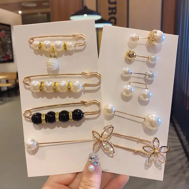 4/6Pcs Women's Clothing Brooch Set   Brooches Jeans Skirt Waist Fixed Clothes Waist Buckle Clip Tightening Waist Pin Diy Accessories