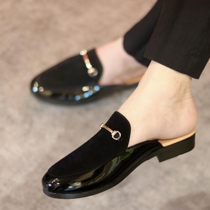 Sục nam cao cấp > giày sục nam đẹp, da bóng kết hợp da lộn đính khoá vàng sang trọng > kiểu dáng thanh lịch dễ phối đồ DéP Cao Su