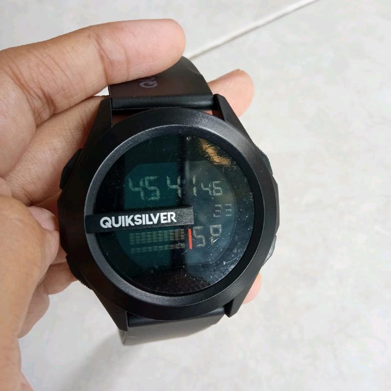 Jam Tangan Quicksilver Baru, Bahan Rubber, Anti Air 3
