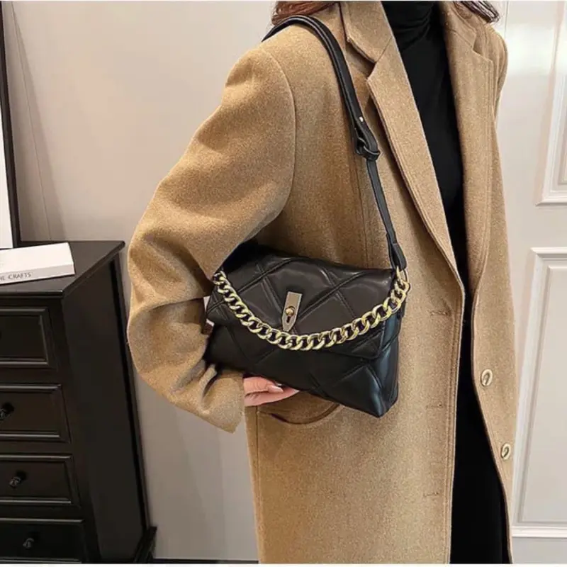 Túi dây xích cầm tay đeo chéo bản to sang trọng đi làm đi chơi Bag Nữ Nhung Da Kem Tote Đeo Vai Chữ Nhật 1