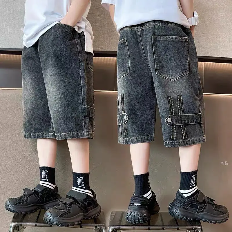 JEAN NGỐ  BÉ TRAI  HỌA TIẾT KHÓA SAU , PHONG CÁCH CÁ TÍNH NĂNG ĐỘNG CHUẨN PHOM DÁNG SZ 11- 15 - CÓ TÚI. quần bò boy phố trẻ em