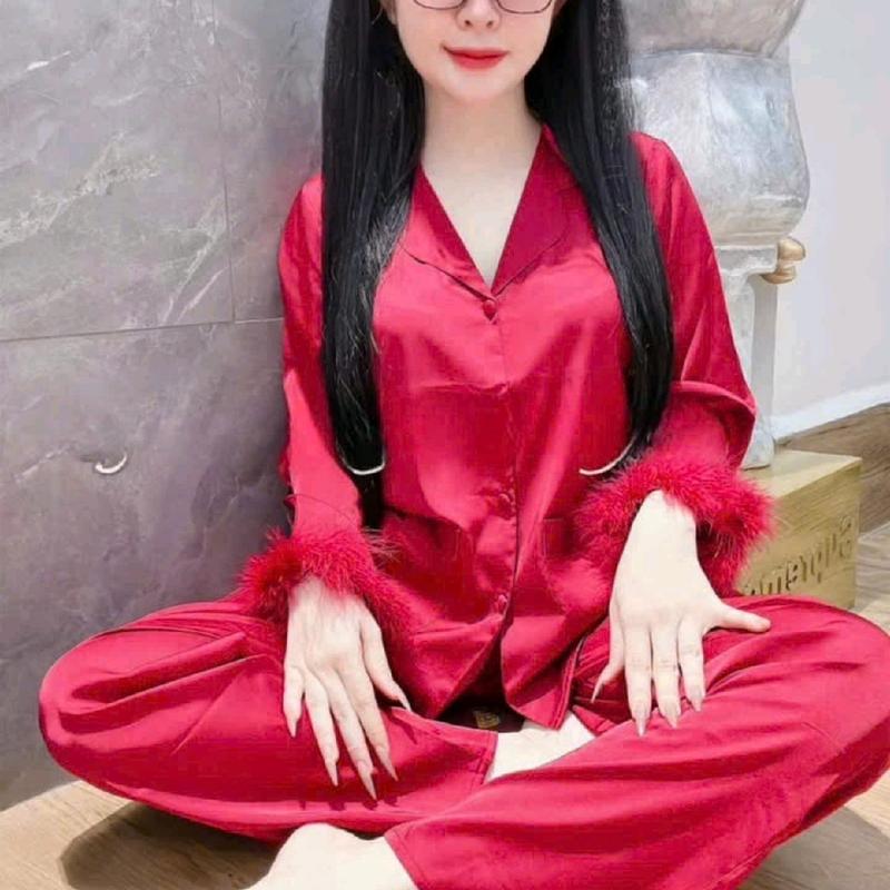 sét bộ lụa pijama lông vũ lụa latin tay dài 3 màu , free size 45_61 kg Áo Ngủ Nữ Quần Ngủ Women Voi Dài Tay 8