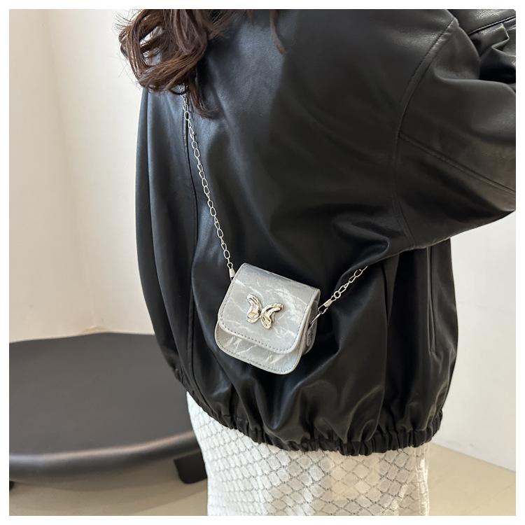 Product Introduction of 2024 Fashionable New Fresh Sweet Small Square Bag Butterfly Decoration Mini Advanced Texture Chain Crossbody Lipstick Pack 9