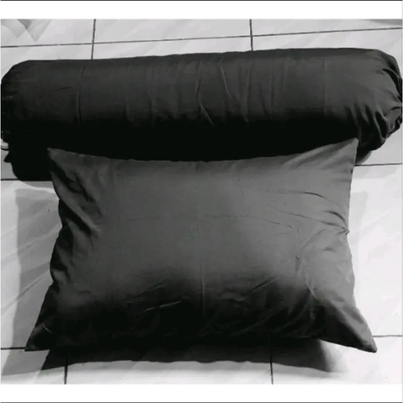 SARUNG BANTAL DAN GULING RESLETING MOTIF POLOS / harga satuan 4