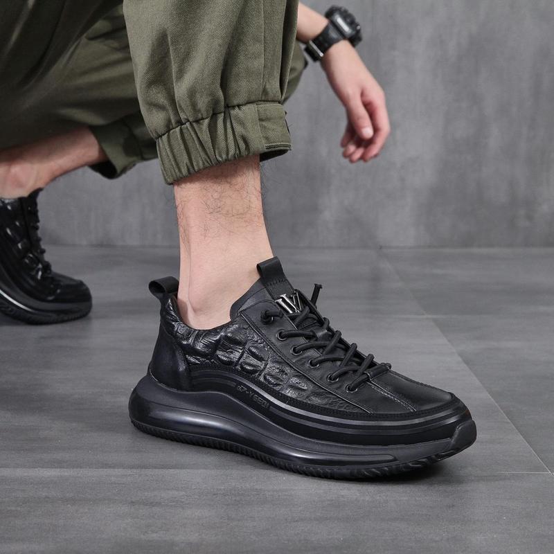 Sepatu Sneakers Pria Croco Sport Casual Shoes Running Kasual Hitam Putih - D29 3