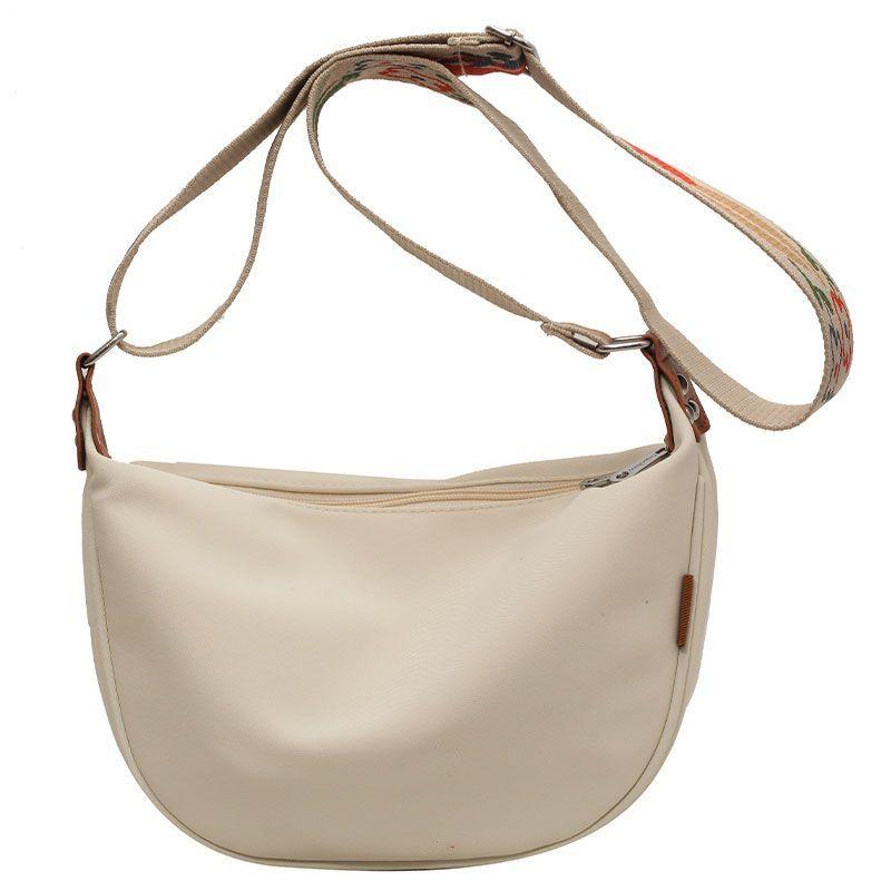 Product Introduction of Ethnic Style Messenger Bag Underarm Bag Selenodont Bag Dumpling Bag Large Capacity Japanese and Korean Style 2024 New Casual 10