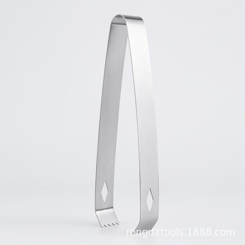 Product Introduction of Cocktail stainless steel 6-piece set, cocktail mixer, bar utensils, shaker, and wine glasses 30