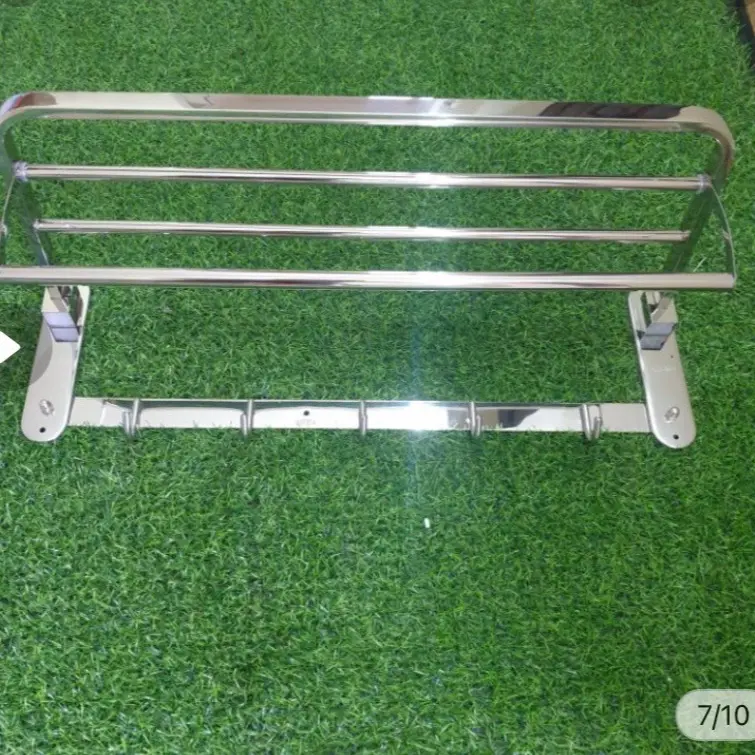 Giá vắt khăn 2 tầng , có móc treo quần áo