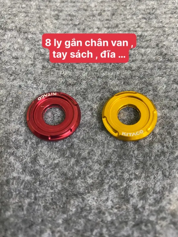 Long đền đỏ , vàng gắn nhiều vị trí trên xe 3