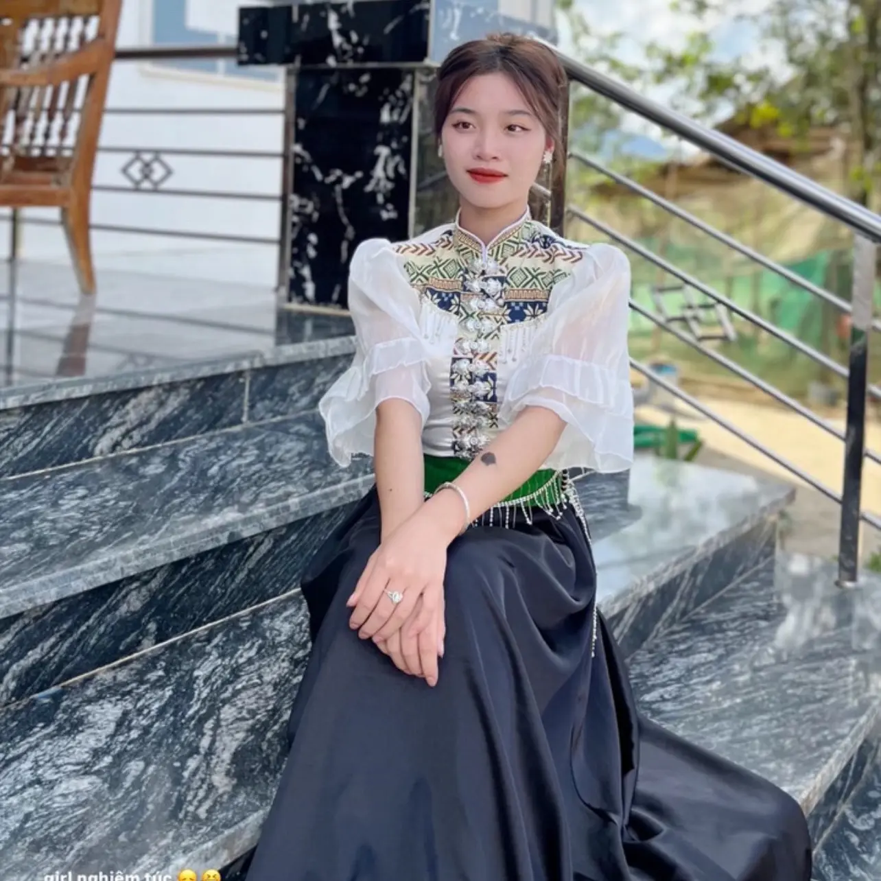 Bộ váy áo cóm phối thổ cẩm tay tiên & váy xoè cho nữ - Thời trang truyền thống Việt Nam - Top