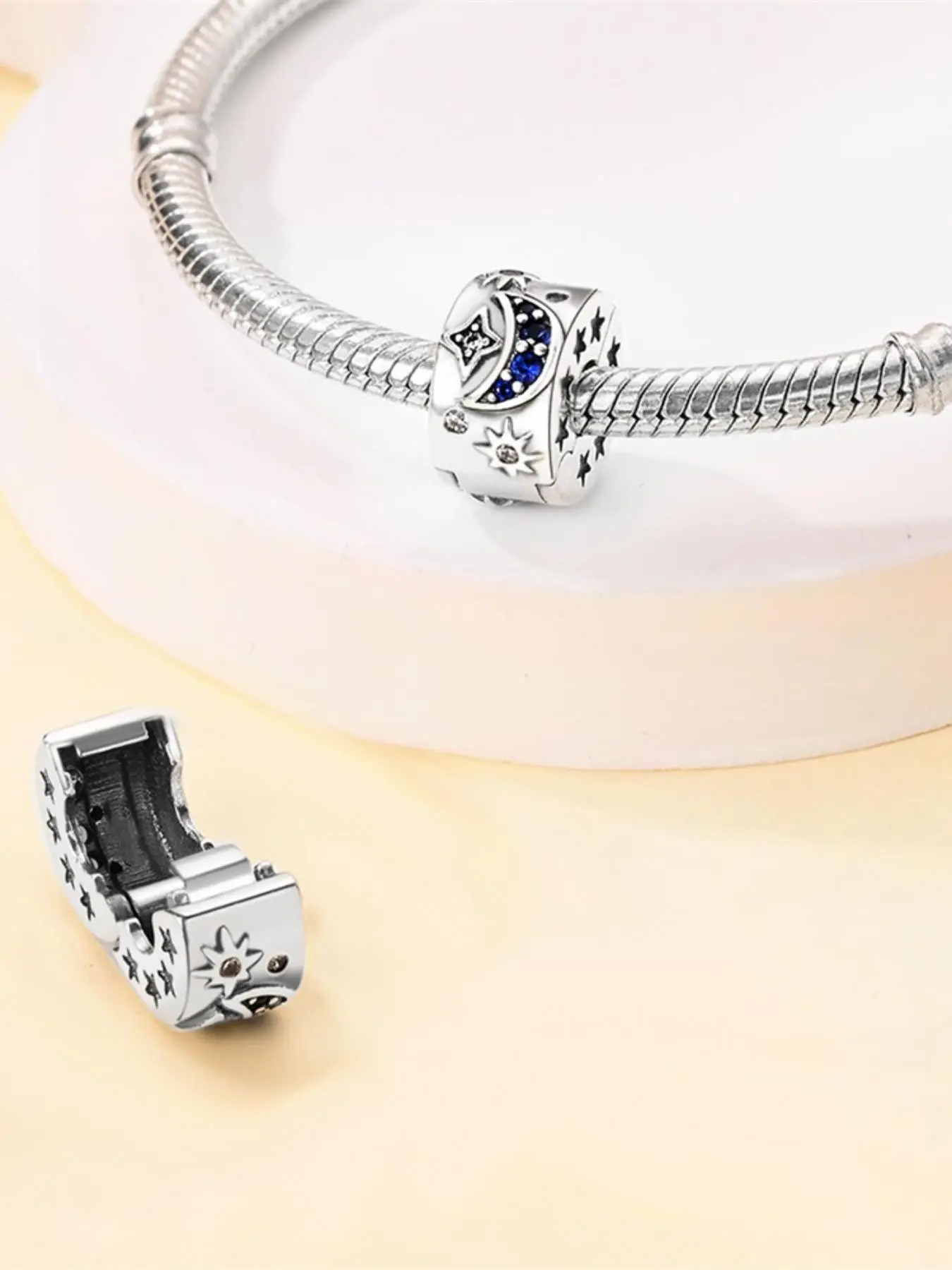 925 Sterling Silver Fashion Star & Moon Design Pendant Bead, DIY Jewelry Accessories for Bracelet & Necklace, Trendy All-match & Exquisite DIY Jewelry for Birthday Gift