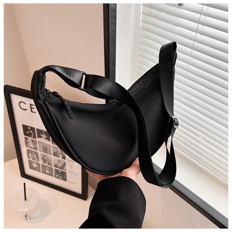 Product Introduction of Túi Đeo Chéo, Chất Liệu Nylon, Bán Chạy, Thiết Kế Hợp Xu hướng Mới, Túi Đeo Vai Và Bánh Bao Dễ Phối Đồ Nhẹ, Phong Cách Thường Ngày Túi Vải Kẹp Nách, Túi Xách 16