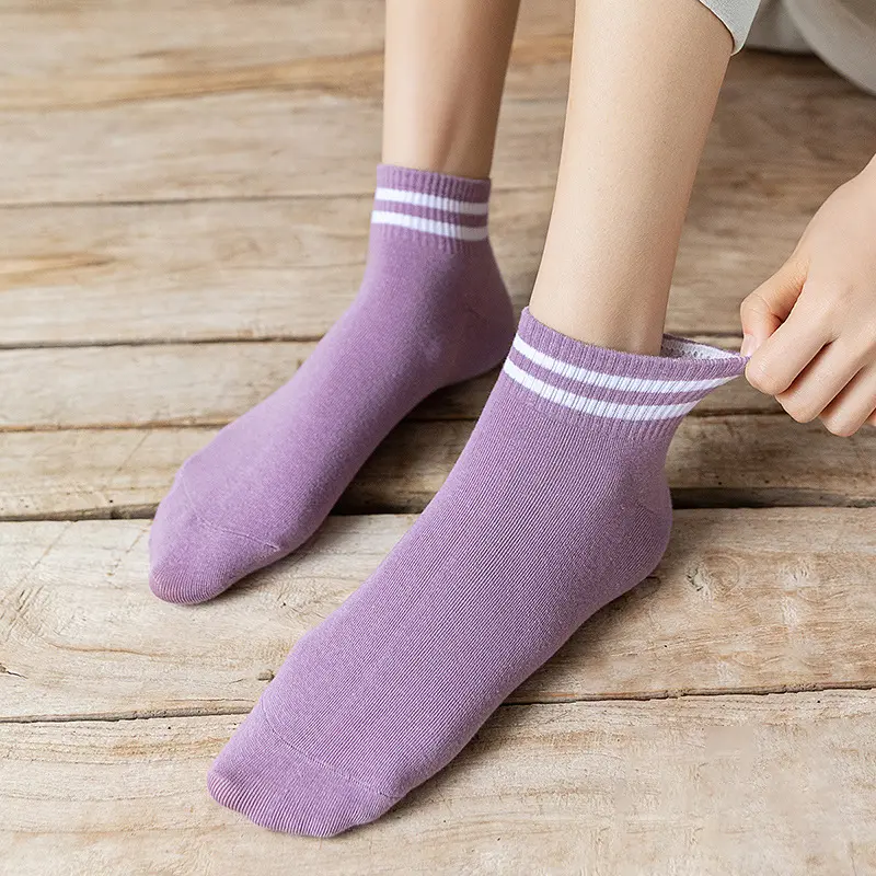 Summer New Fashion Casual Parallel Bars College Style  Socks For Women