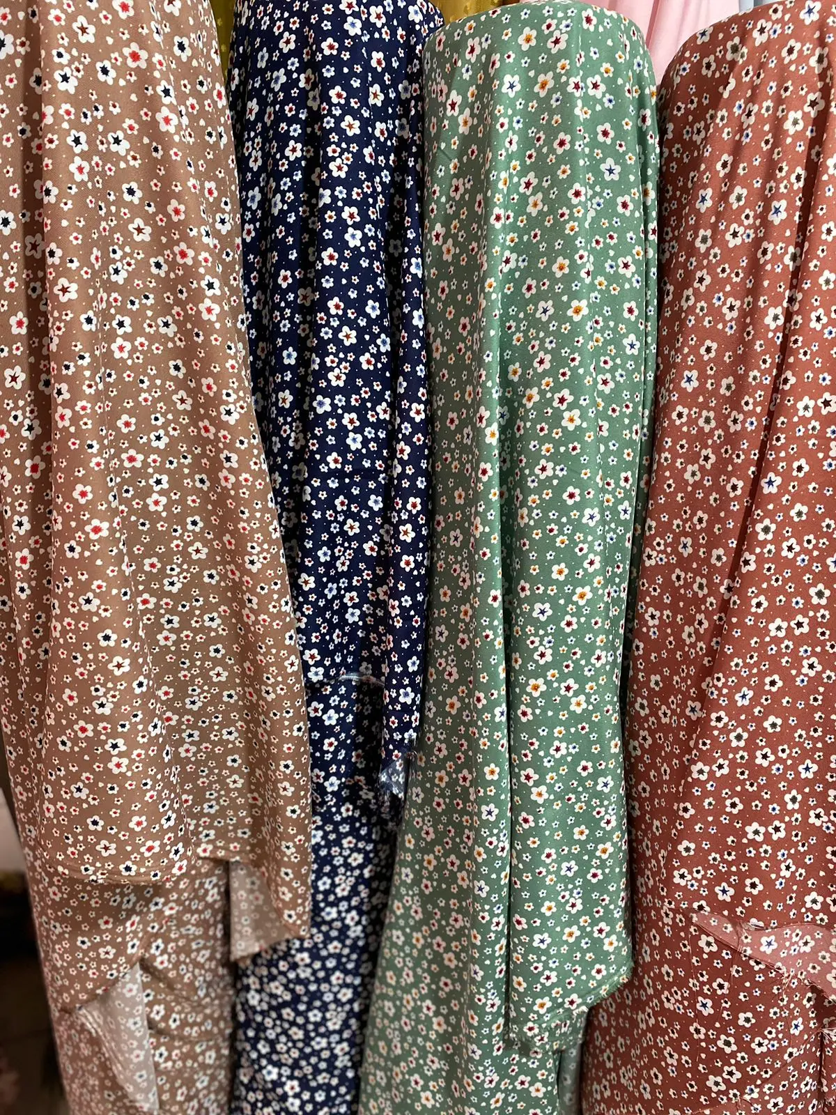 Kain Shakila Motif Premium Quality  harga 1/2m