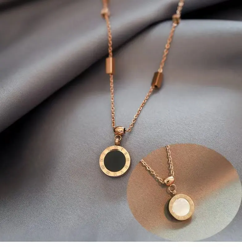 Kalung Titanium Liontin Bulat Putih/Hitam Romawi Super Mewah Anti Karat Dan Luntur Emas 6