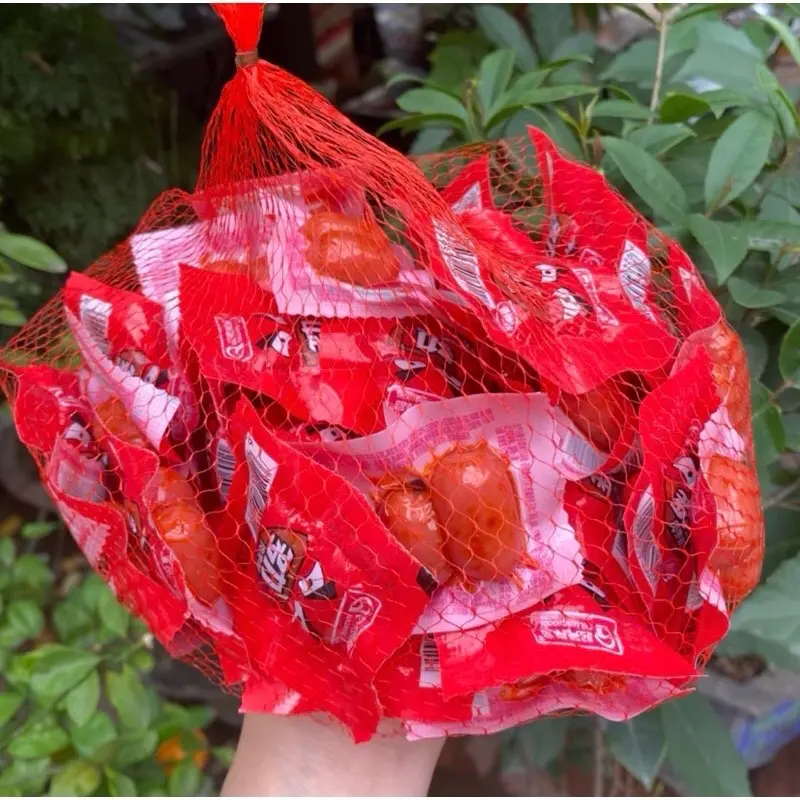 1 bịch 50 gói xúc xích mắt 2 viên(gói 12g)