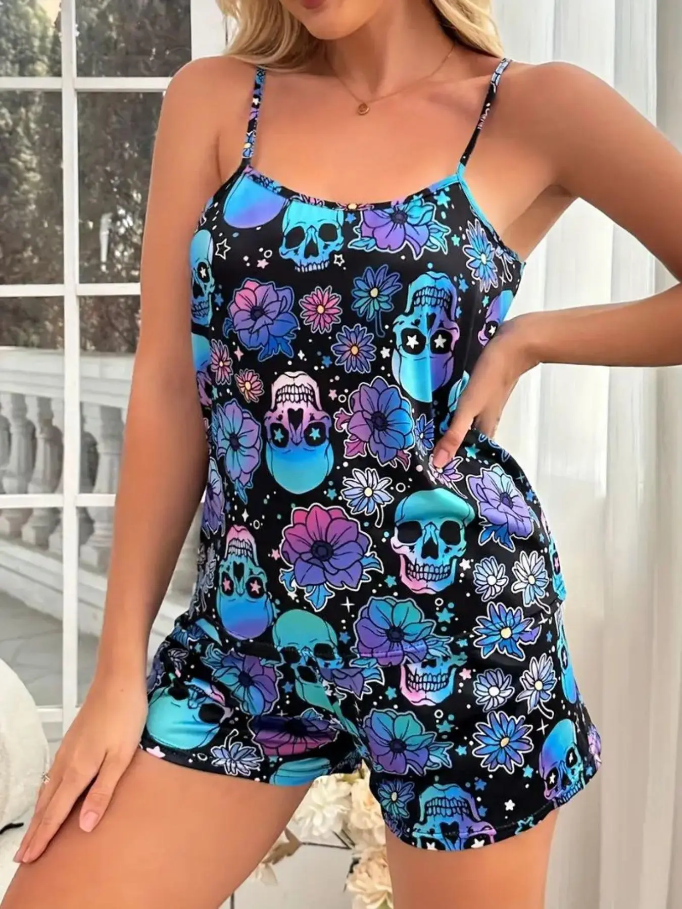 Two-piece Set Women's All Over Skull & Floral Print Pyjama Set, Casual Sleeveless Cami Top & Elastic Waist Shorts, Ladies Sleepwear Loungewear for All Seasons, Halloween Pajamas, Pajama Sets Women, Matching Sets