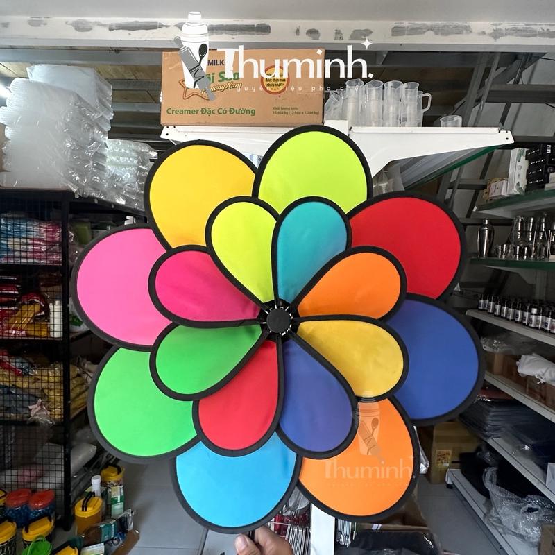 Chong chóng vải cầu vồng 2 tầng 8 cánh đường kính 50&30 cm chong chóng 7 màu
