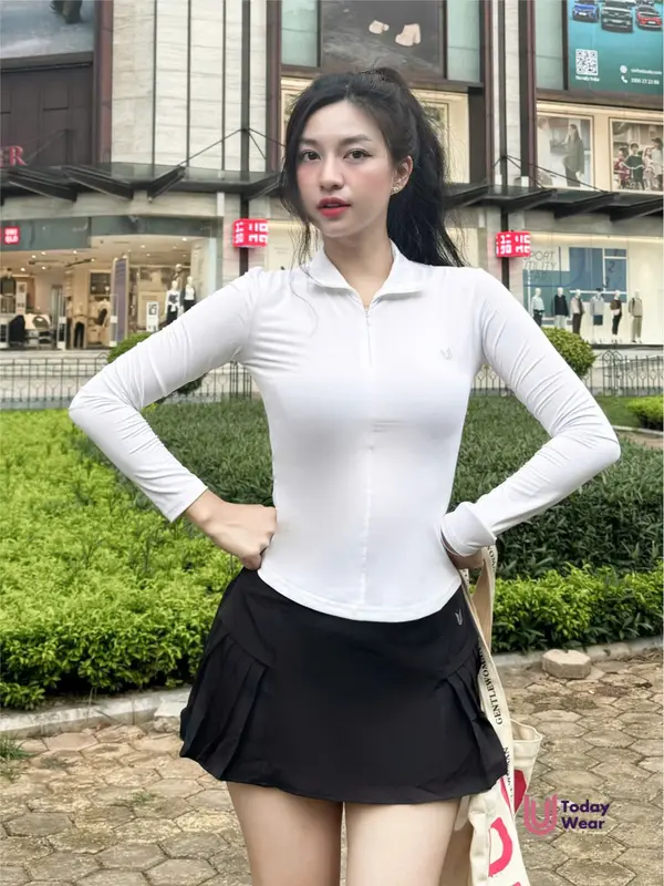 Set đồ tập áo Jolie Long Top Trắng mix chân váy Elly Skirt Đen Today U Wear 6