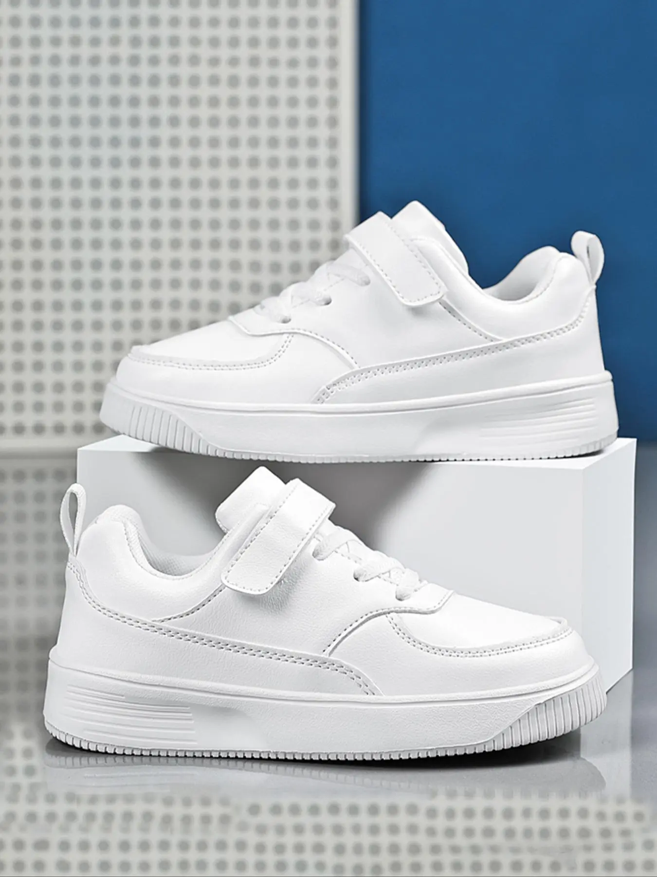 Boys' Fashionable Minimalist Comfort Low Top Velcro Trainers & Sneakers, Casual Versatile Sports Shoes, Solid Color Campus Shoes, Kid's Trendy Walking Shoes for School Footwear