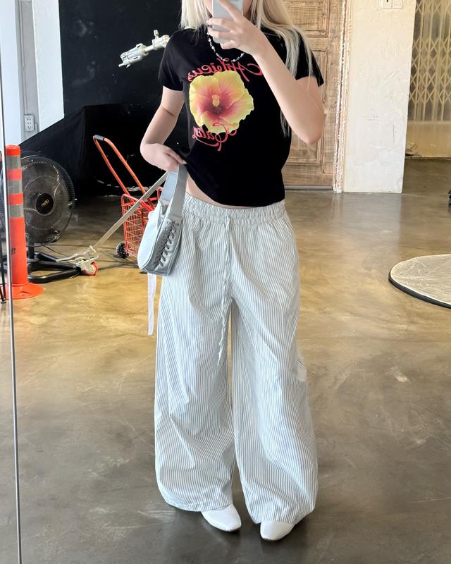 Calem club - STRIPE PANTS - Quần dài kẻ sọc ống rộng phong cách streetwear chất kate