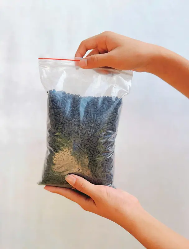 phân cá hữu cơ cho cây trồng, bảo vệ cây khỏi tác hại của phân bón hóa học (túi 1kg) 1