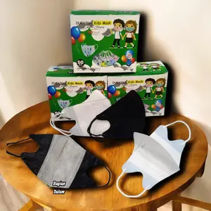 50pcs masker duckbil anak warna polos hitam dan putih / kids mask disposable polos