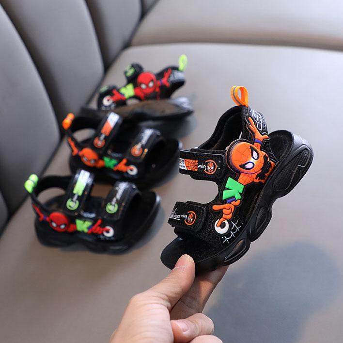 [Phom Nhỏ] Dép Sandal Đèn Nháy Siêu Nhân Bên Hông Bé Trai 1 - 5 Tuổi, Đế Mềm Siêu Nhẹ Êm Chân Cho Bé Đi Chơi Đi Học Hè 2025, SK117