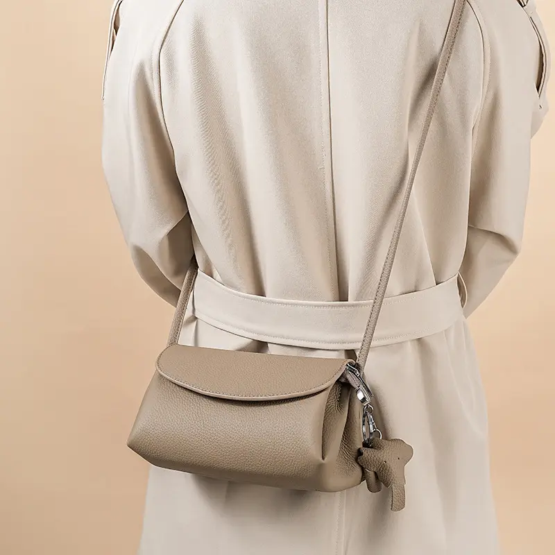 Fashion Mini Genuine Leather Messenger Bag Ladies First Layer Cowhide Shoulder Bag