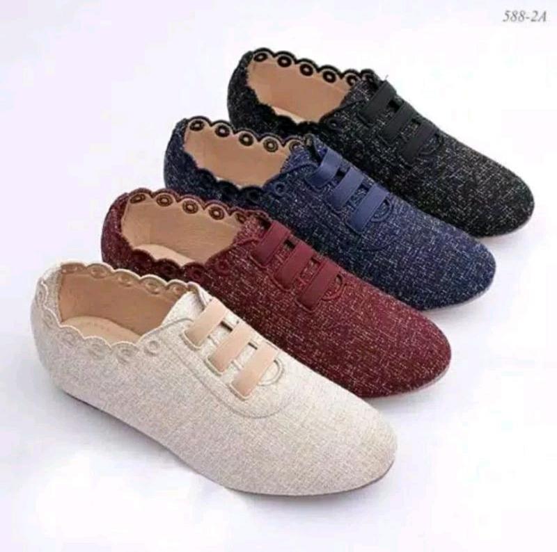 Product Introduction of Sepatu Wanita Flatshoes Safira Tali Karet DF 2