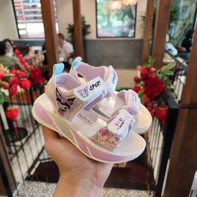 Sandal Bé Gái Từ 3-13 Tuổi Siêu Nhẹ Họa Tiết Hoạt Hình Đế Êm Chống Trơn Trượt Phong Cách Hàn Quốc D162 8