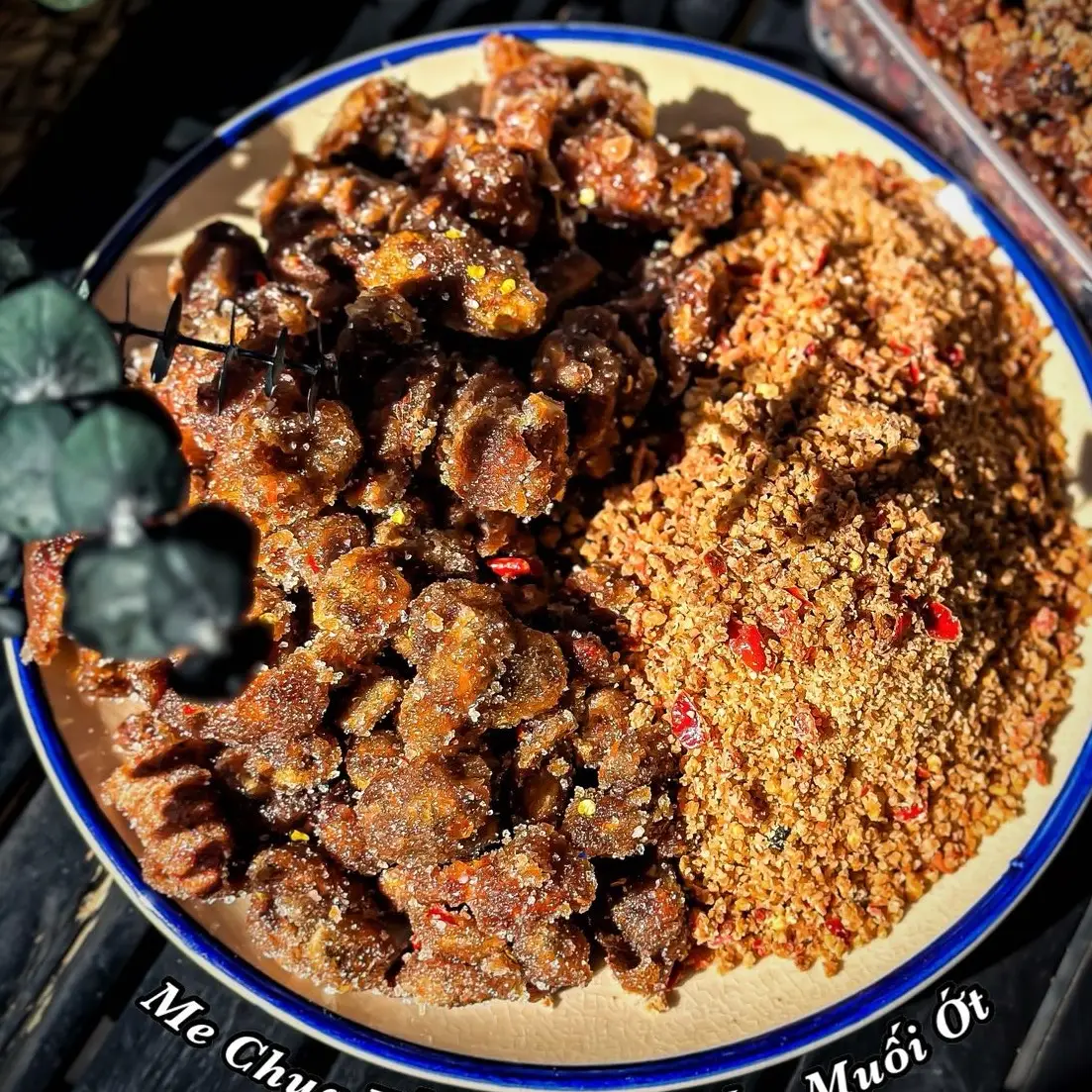 [ME CHUA NHIỀU] Me Ngào Chua Ngọt Đặc Biệt Lắc Muối Ớt [Hộp 600g Kèm Muối] Hương Vị Tuổi Thơ [Chua 7 Ngọt 3] Chấm Muối Siêu Ngon
