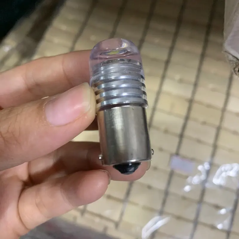 Bóng đèn 1 râu chớp đien 24v 1