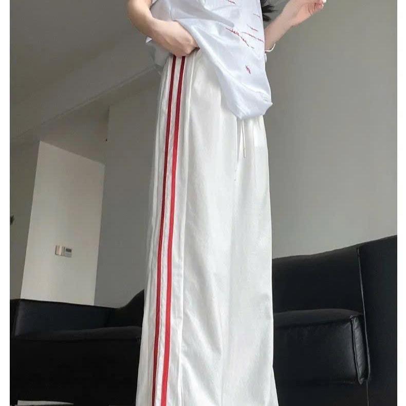 Quần Suông Kaki Ống Rộng 3 Sọc, Đứng Form Dáng Unisex Nam Nữ 5