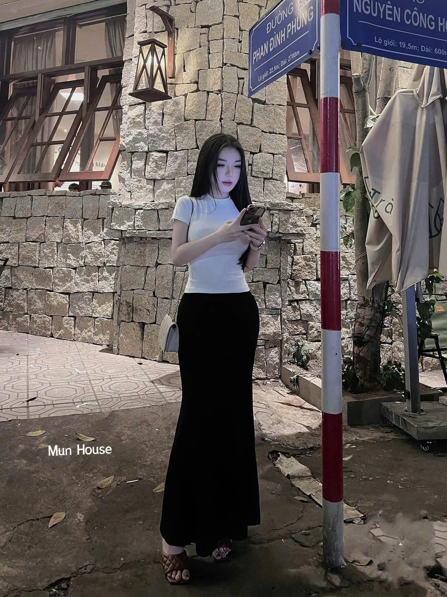Chân Váy Dáng Đuôi cá, Chất U Mì Co Giãn, Dài 85cm (M901)