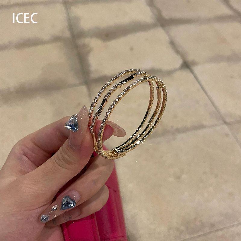 Product Introduction of Sparkling Full Rhinestone Three-Layer Bracelet Retro Affordable Luxury Design Sense Twin Exquisite Starry Micro-Inlaid Opening All-Match Jewelry 0