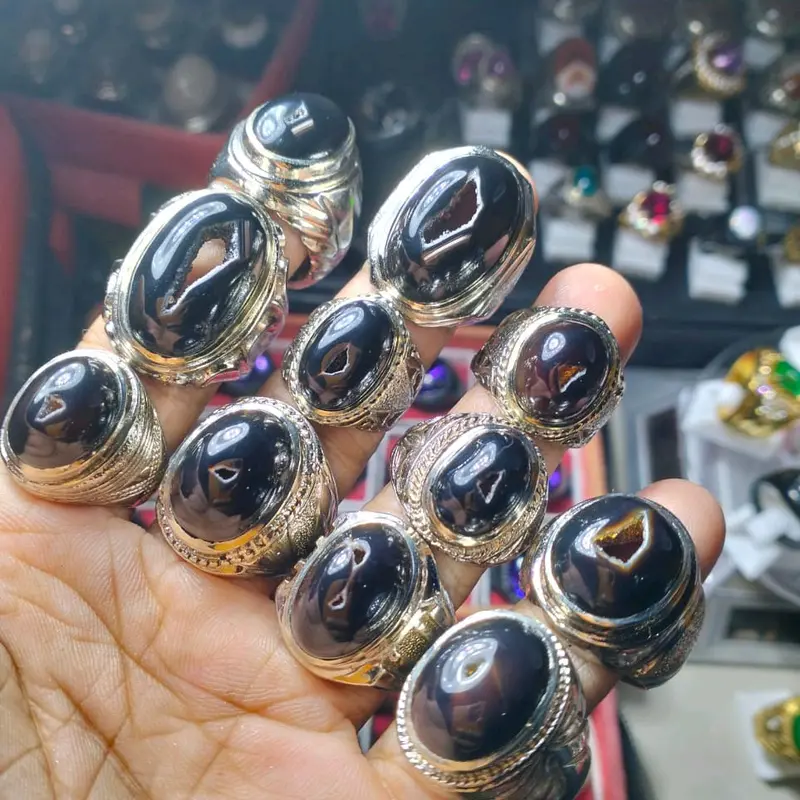 batu cincin Yamancomong . mantap top 100per pis 0