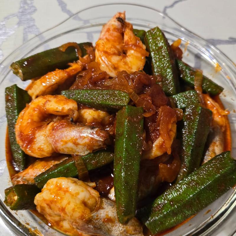 Kari Udang / Daging  (Prawn  / Chicken Curry) Sauce for 2 packs - From Local Penang Stall 1