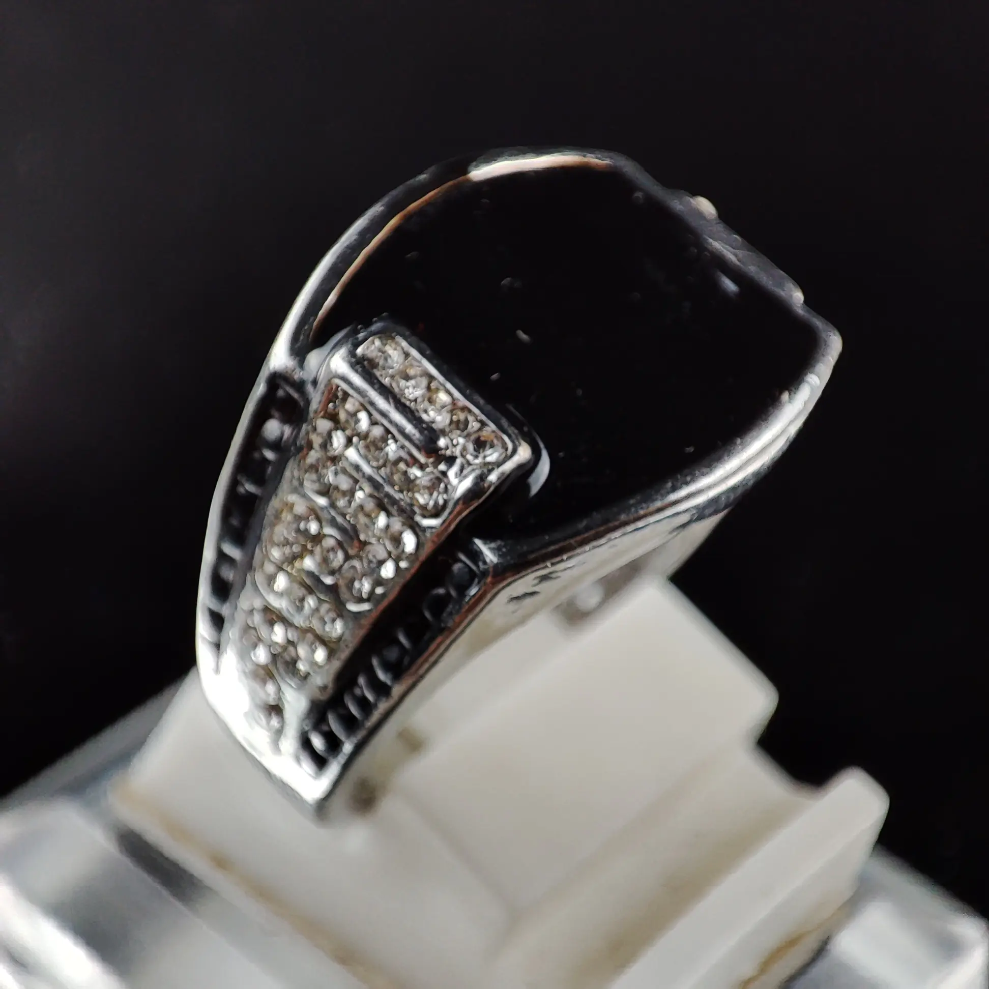 cincin  hitam ring silver