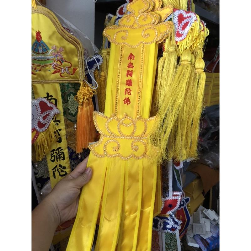 Phan treo vải vàng - phướn treo phật giáo 3