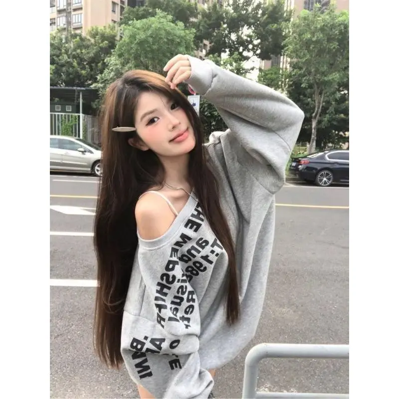 Áo Nỉ In Chữ, Cô Gái Nóng Bỏng Mỹ, Thiết Kế Đầu Thu, Dáng Rộng Vừa Vặn, Vai Nghiêng, Áo Dài Tay, Quần Áo Nữ, Hàng Mới Về, Thích Hợp Cho Mùa Thu, 2024