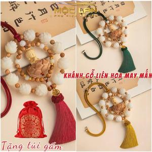 Vòng Gỗ Kết Hợp 10 Bông Liên Hoa Và Phật Thích Ca Gỗ Hoàng Dương, Khánh Treo Gương Chiếu Hậu Oto, Mang Lại Bình An Nhựa Nội Thất