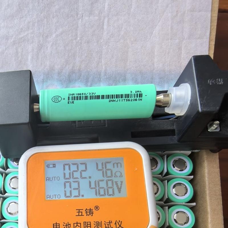 Pin 18650 dung lượng cao cho đèn pin siêu sáng dung lượng 3200mAh chuyên dụng cho đèn pin siêu sáng model eve 33v 2