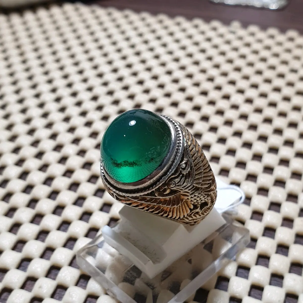 BATU BACAN MEJIKO Laki-laki
