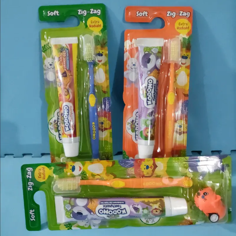 Kodomo Toothbrush and toothpaste Zig-Zag 2in1 Extra Hadiah / Sikat dengan Kepala Penuh dan Lembu baik untuk Pembersihan Mulut sikat gigi korea 4