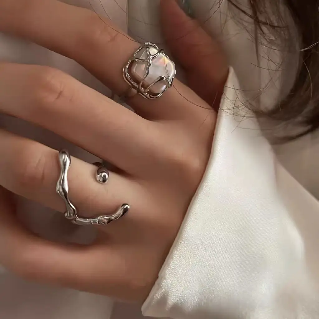 Women Niche Index Finger Ring Suit