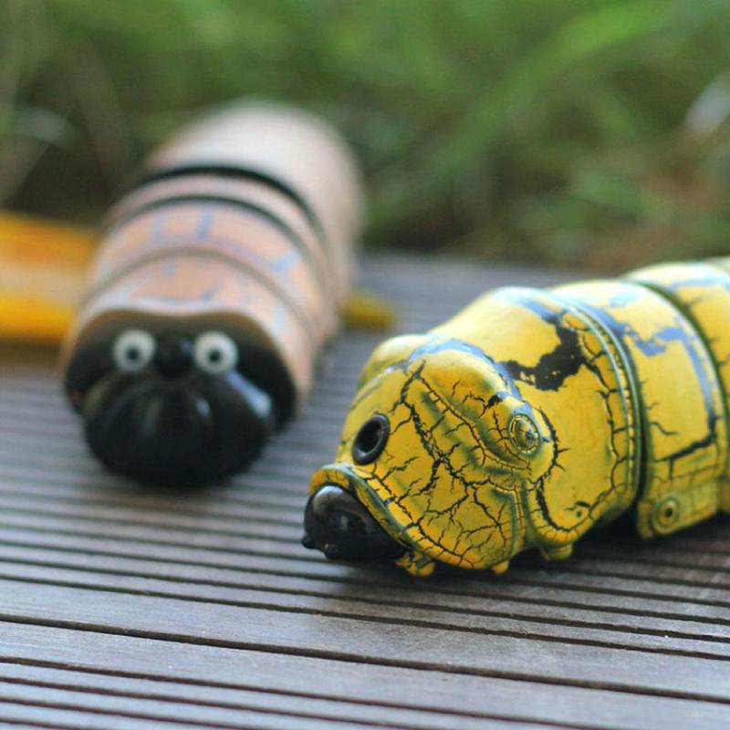 Product Introduction of New And Unique Simulation Remote Control Caterpillar Electric Trick Simulation Toy Insect J5L0 34