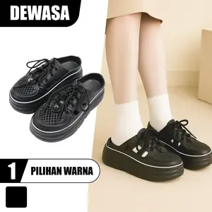 2025 hot sale Sandal Sepatu Unisex Sepatu Sandal Casual Tali Slip On Dewasa Ukuran 36-41 Nyaman Ringan Dan Anti Slip cinderella glass selop korean style color hitam